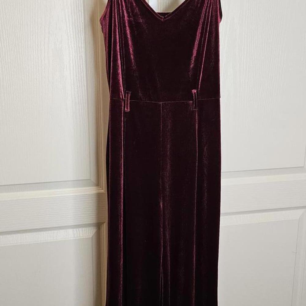 Forever 21 Burgundy Velvet Jumper